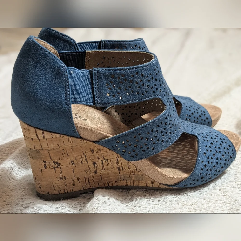 Life Stride, 'Heidi' Wedge- Blue